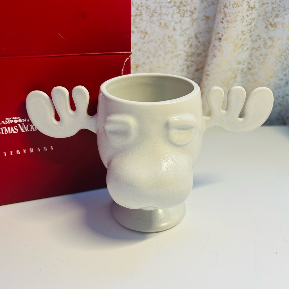 Pottery Barn National Lampoon’s Christmas vacation  White Moose Mug